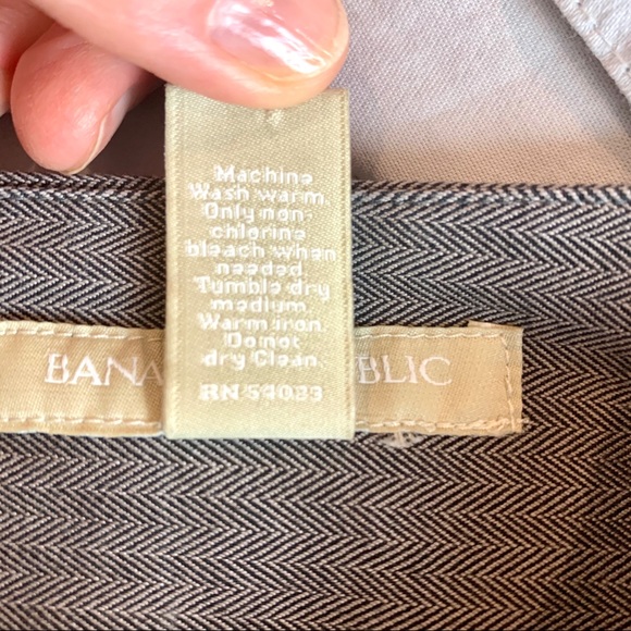 Banana Republic Gray Pencil Skirt Size 2 - Picture 7 of 7